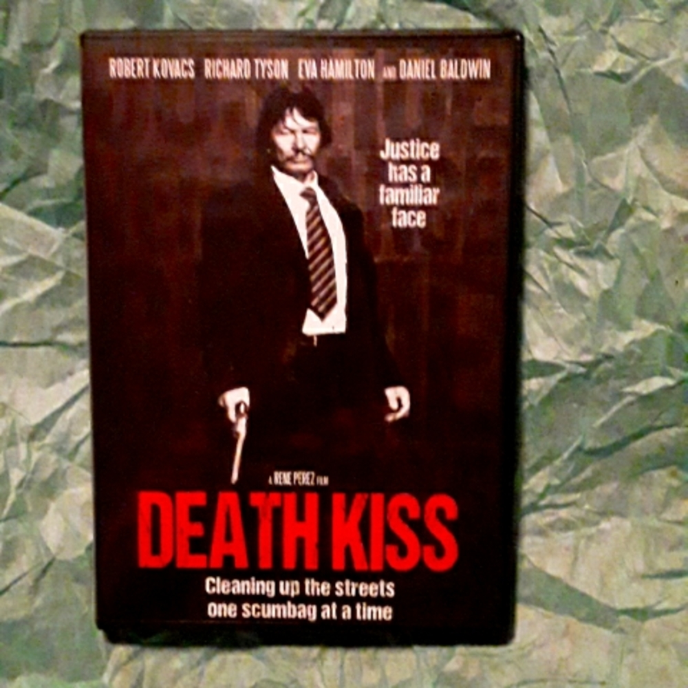 Movie dvd. Death kiss